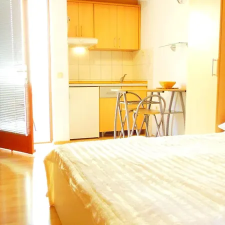 Levant Ventus By Interhome Makarska