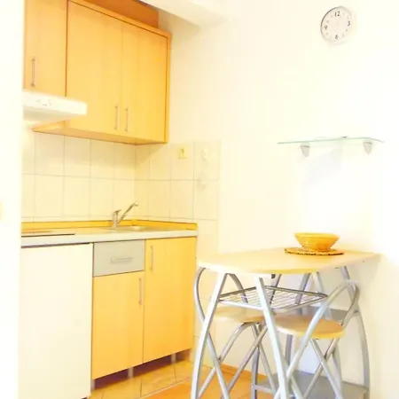Levant Ventus By Interhome Makarska