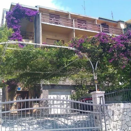 Apartman Levant Ventus By Interhome *