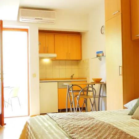 아파트 Levant Ventus By Interhome 마카르스카