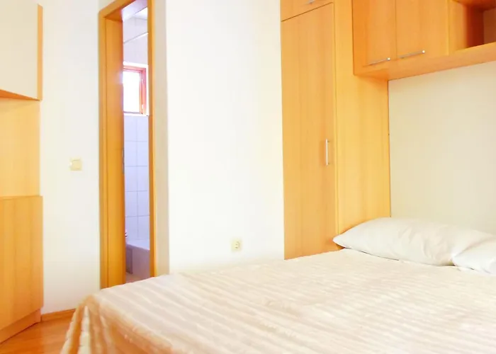 Levant Ventus By Interhome Makarska