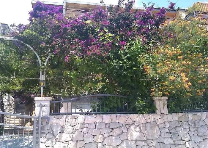 Apartment Levant Ventus By Interhome Makarska